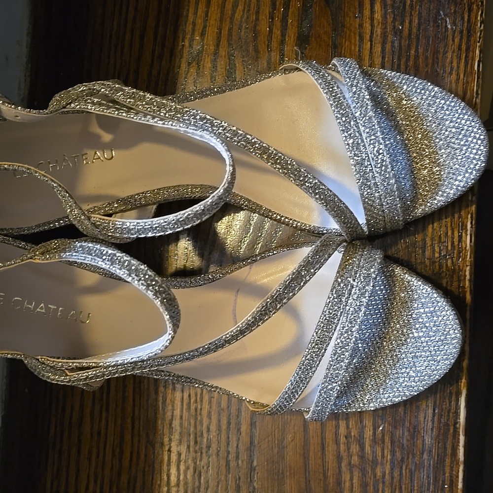 Le Chateau Silver Strappy Wedge Heel Sandals Size 7.5